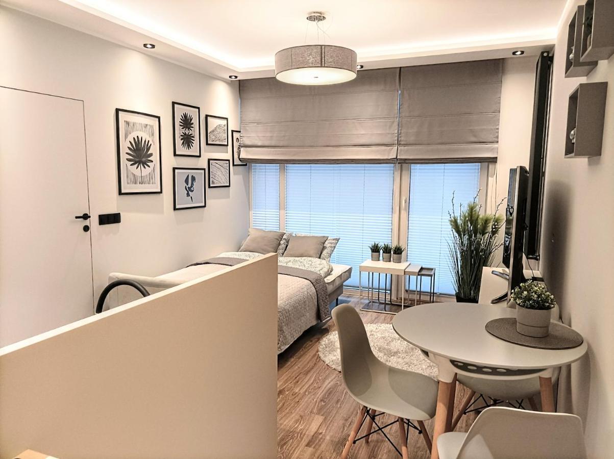 Beautiful Days In Lodz Apartment Bagian luar foto